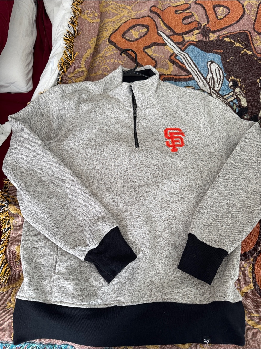 Men's Heather Gray Quarter-Zip Sweater with SF Giants logo